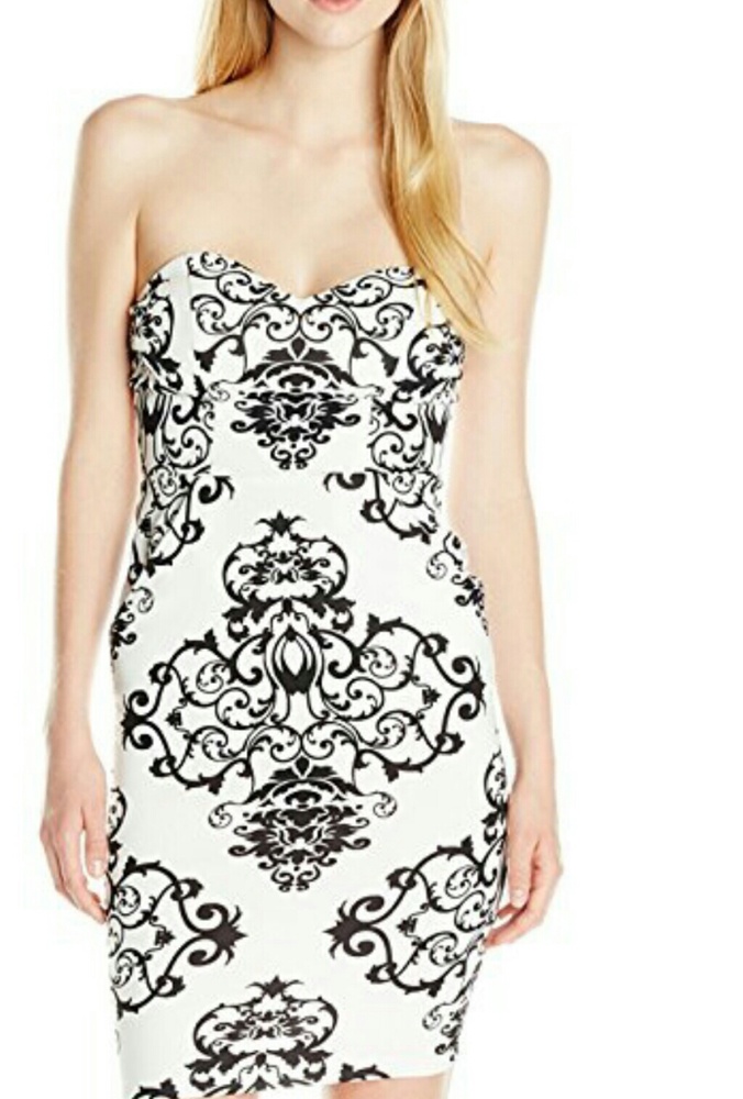Great gift! White & black damask graphic print dress, 5/6, New
